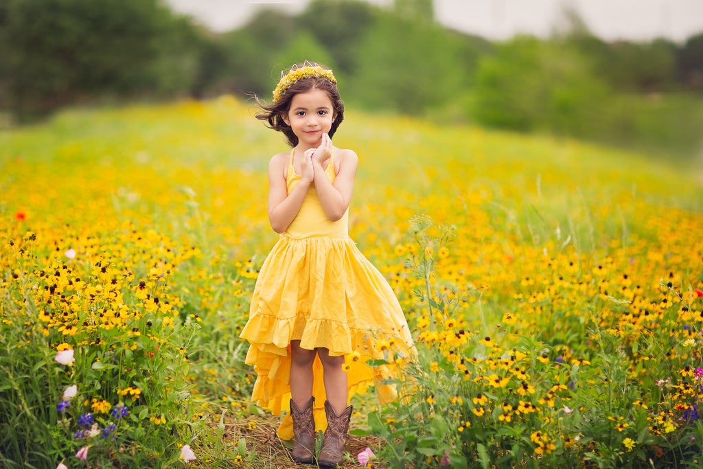 Colorful, The Girl in the Yellow Dress