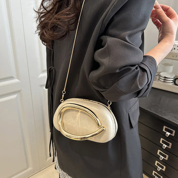 2025 new niche design solid color decoration light luxury dinner bag beautiful chain shoulder crossbody bag box small square bag