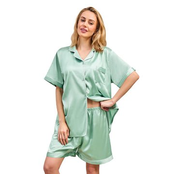 LWQ&ROSE Women's Soft Silky Summer Short Sleeve Satin Pajamas Set 2025 Solid Color Home Wear 2 Piece Pjs Shorts Lounge Set