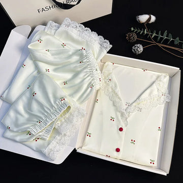 Pajamas Female Summer Thin Section Ice Silk Three-Piece Suit Net Red Can Be Worn Outside the Senior Sense of Ladies Homewear