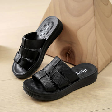 New Women's Shoes Flat Women's Sandals Summer 2025 Thick Sole Comfortable Non-slip Wear-resistant Sandals Outdoor Women Slippers