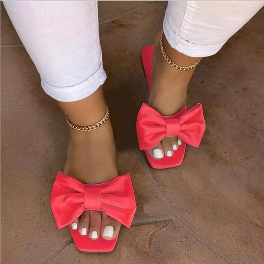 Spring/summer new 2023 outdoor flat leather bow non-slip beach lady slippers casual all-match fashion women sandals