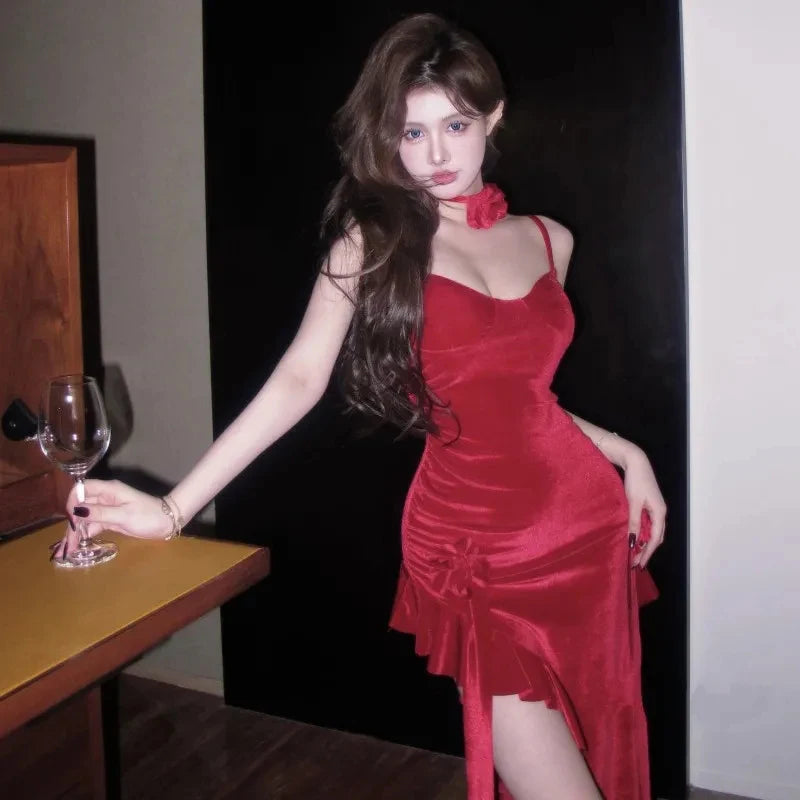 Women Red Spaghetti Strap Asymmetrical Dress Slim Velet Side Slit Ruffle Dress Fashion Sexy Off Shoulder Evening Party Vestidos