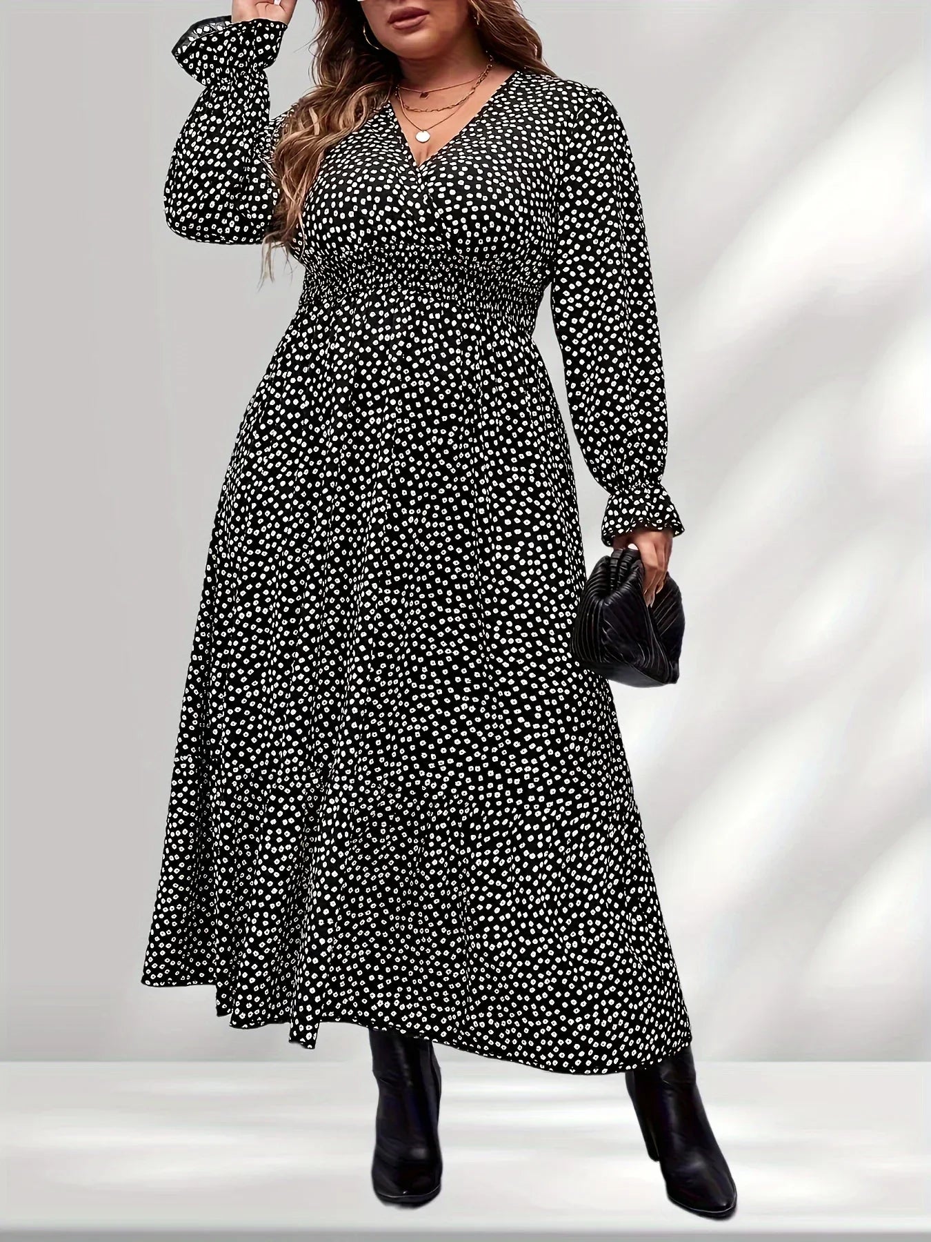 Women's Plus Size Fashionable Casual and Versatile Pleated Sleeve  Polka Dot Print Dress Elegant and Stylish Long Dress