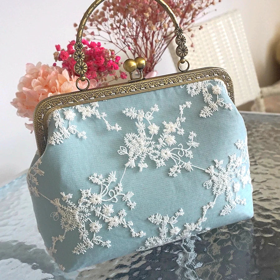 Embroidered Evening Handbags Metal Handle Shoulder Bag Versatile Clip Dinner Party Clutch Purse Chain Women Shell Messenger Bags