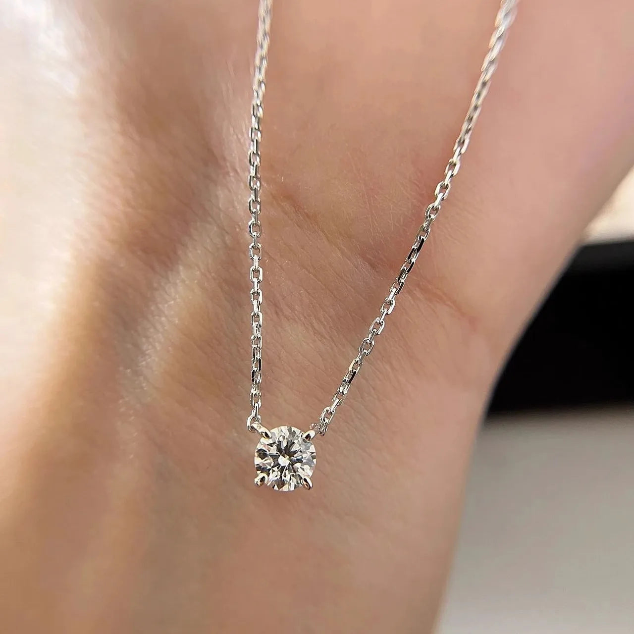 Mini 3mm/4mm GRA D Moissanite Real 925 Sterling Silver Solita Pendant Necklace Female Clavicle Necklaces Wedding Party Jewelry