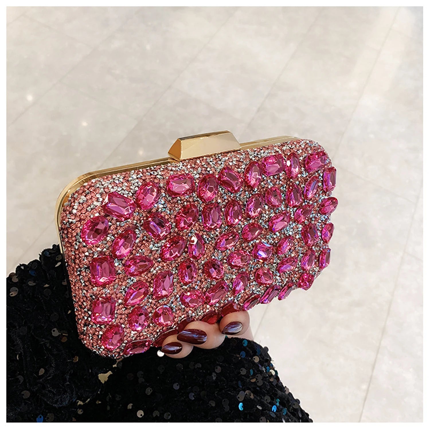 Shiny Crystal Evening Clutch Purse Luxury Rhinestone Exquisite Wedding Party Banquet Bag Women Diamond Chain Crossbody Handbag