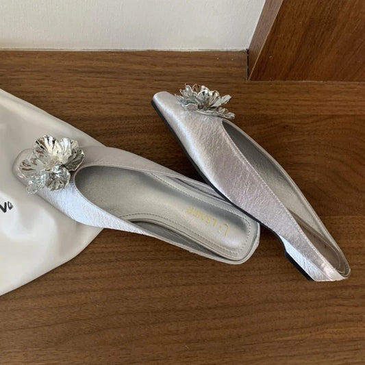 Luxury Crystal Flower Design Slippers for Women Summer 2025 Fashion Square Toe Backless Flat Sandals Elegant Party Mule Shoes