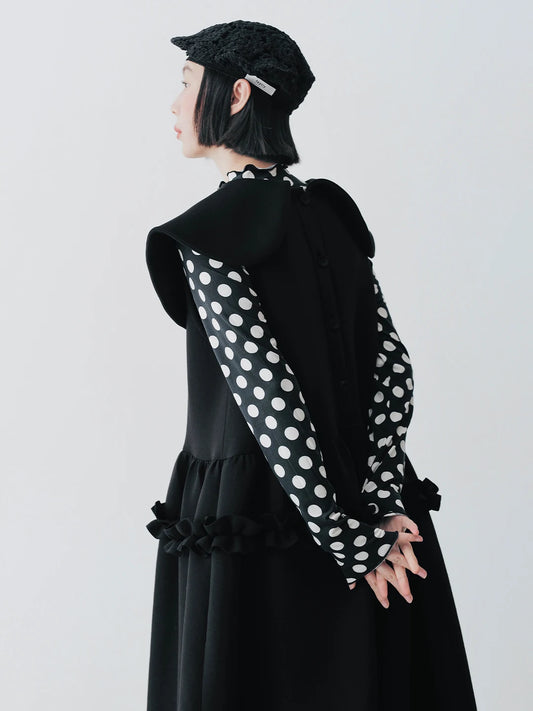 imakokoni 2024 Autumn Black Japanese Artistic Fold Loose Sleeveless Round Neck Dress 244759